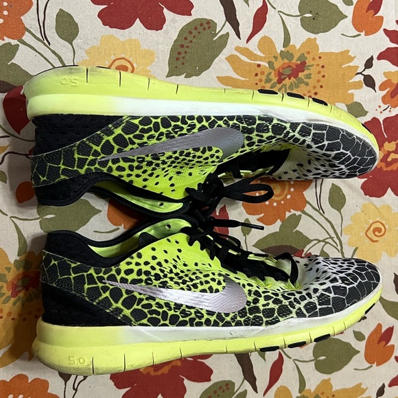 Nike Free 5.0 TR Fit 5 704695‎ Women Sz 9.5 Running Training Yellow Black Silver - Picture 3 of 5